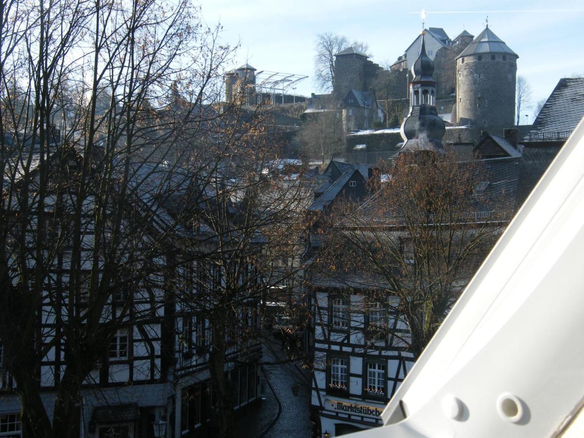 Historisches Haus Im Herzen Von Monschau Dış mekan fotoğraf