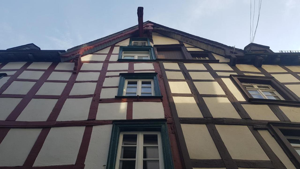 Historisches Haus Im Herzen Von Monschau Dış mekan fotoğraf